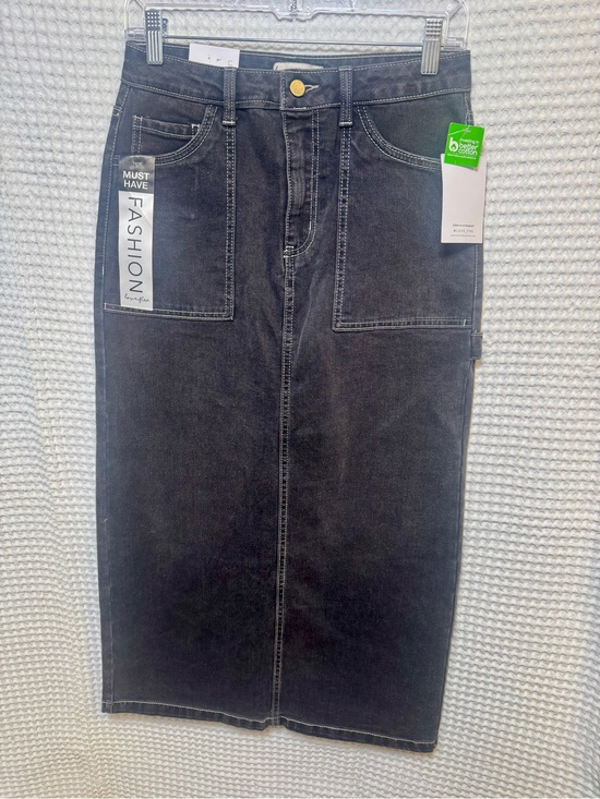 love, Fire Dresses & Skirts - NWT Love, Fire High Rise Carpenter Maxi Skirt. Size 4 Black Denim Slit Skirt